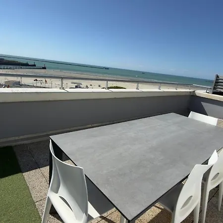 Rooftop D'exception Face A La *