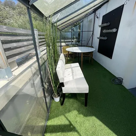 Rooftop D'exception Face A La
